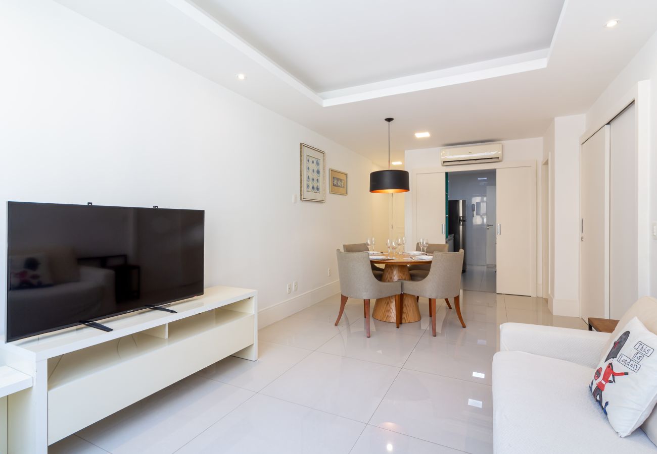 Appartamento a Rio de Janeiro - Apartamento em Copacabana a 3 minutos da Praia | NSC602