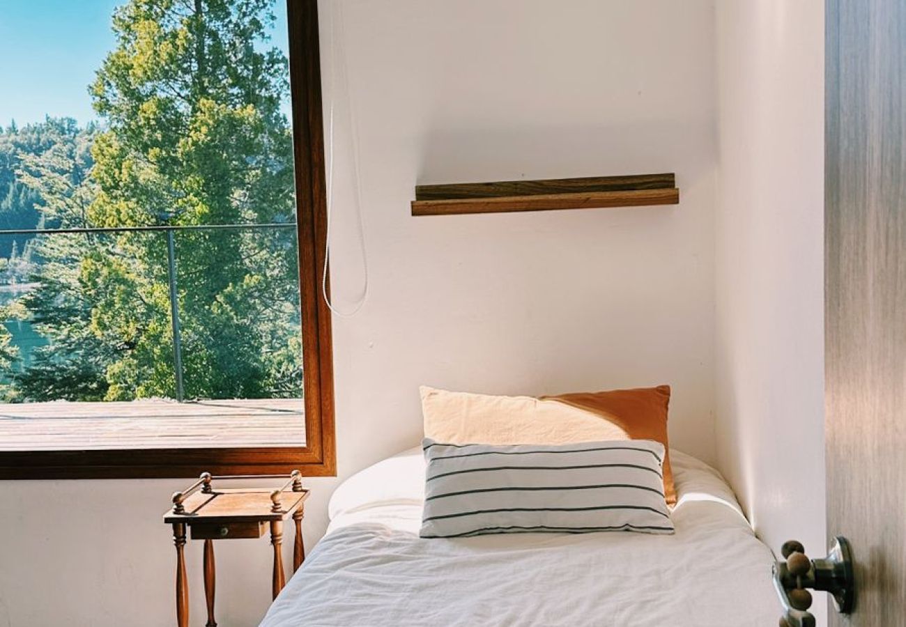 Casa a San Carlos de Bariloche - TREBOL04 CANCHERÍSIMA CASA RECIENTEMENTE REFACCIONADA SOBRE LAGUNA EL TRÉBOL