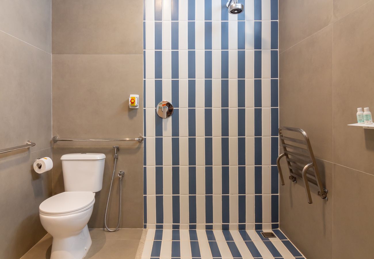 Appartamento a Rio de Janeiro - Refúgio a Poucos Passos de Praia de Copacabana | Q1 PCD