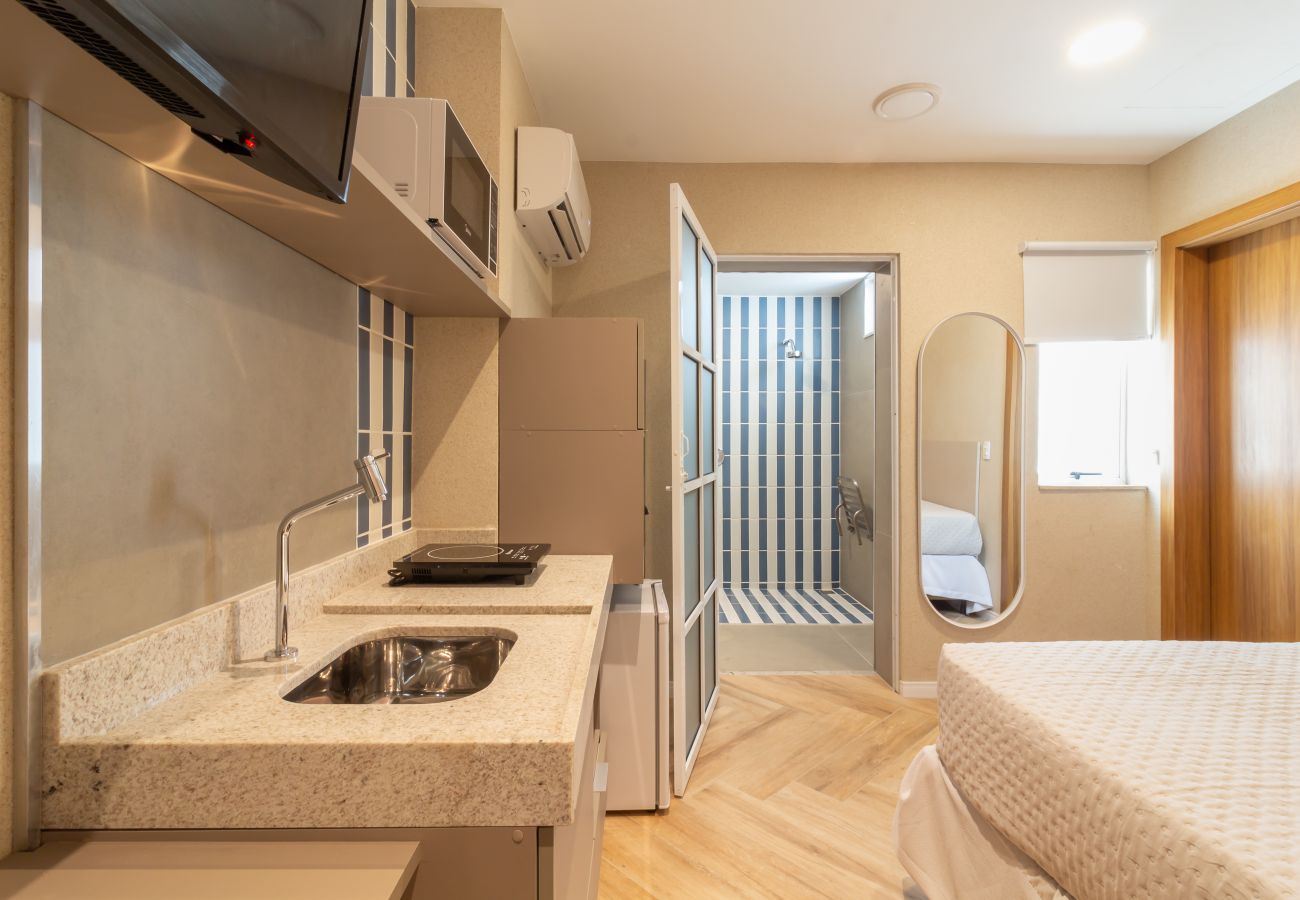 Appartamento a Rio de Janeiro - Refúgio a Poucos Passos de Praia de Copacabana | Q1 PCD