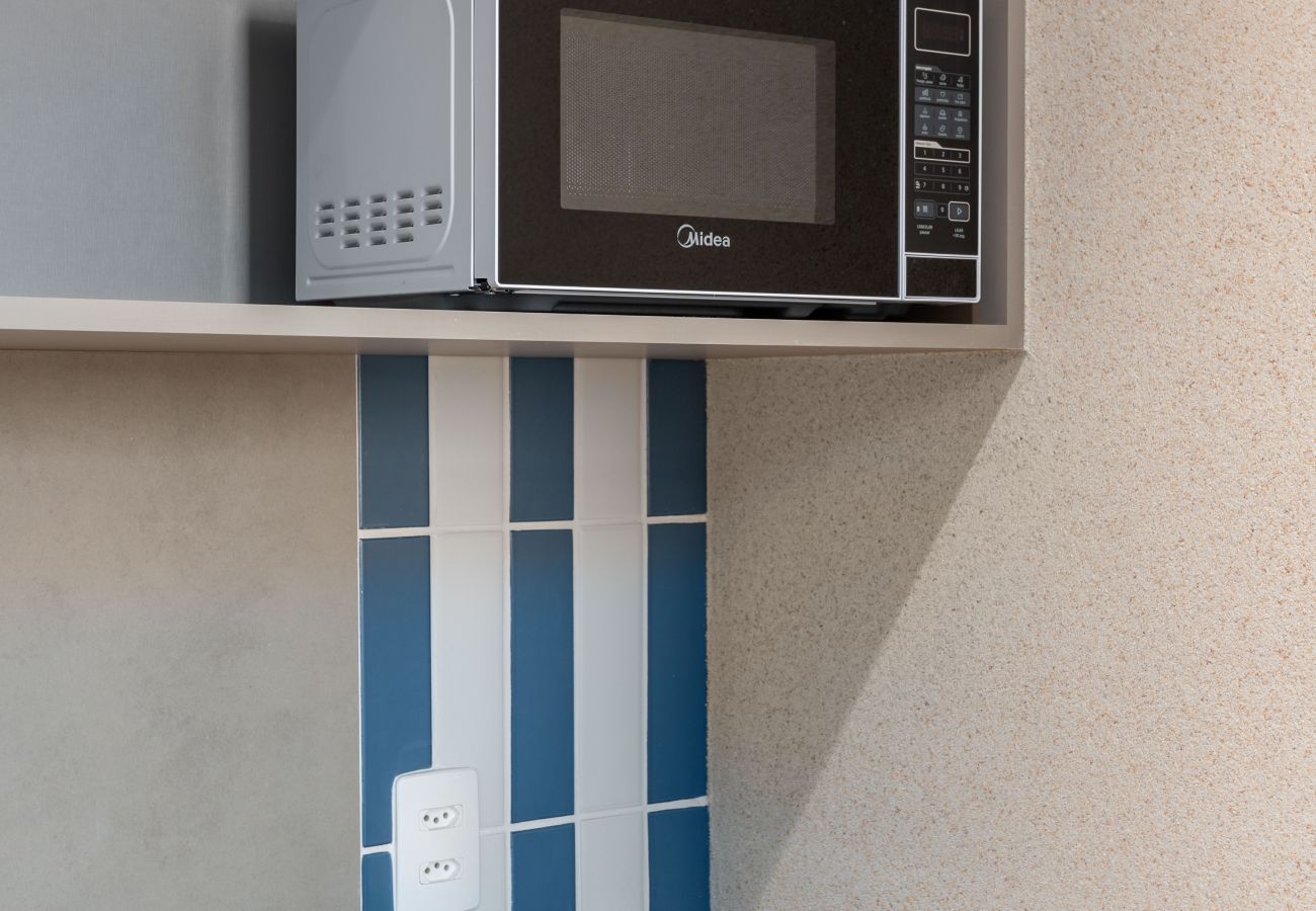 Appartamento a Rio de Janeiro - Charmoso Est&amp;uacute;dio a Poucos Passos da Praia | CNJ Q6