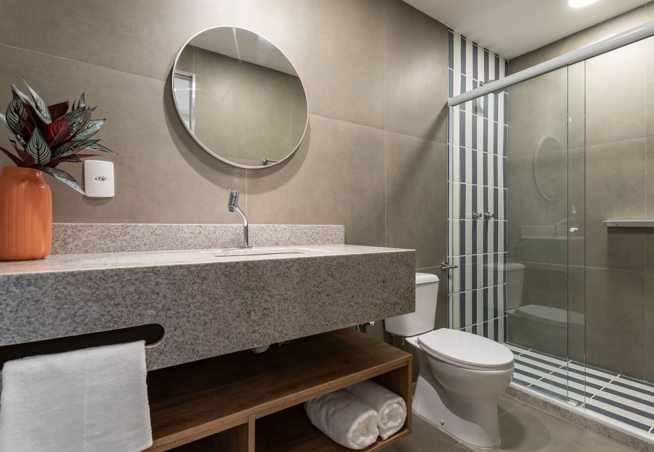 Appartamento a Rio de Janeiro - Charmoso Est&amp;uacute;dio a Poucos Passos da Praia | CNJ Q6