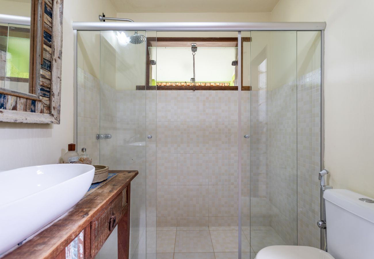 Casa a Miguel Pereira - Refúgio Perfeito em Miguel Pereira | AND61