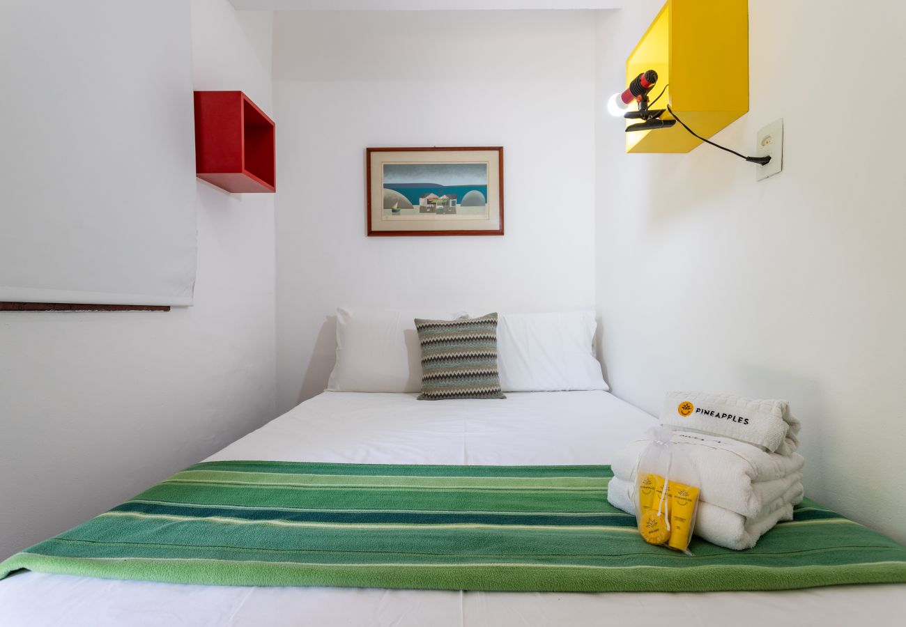 Casa a Miguel Pereira - Refúgio Perfeito em Miguel Pereira | AND61