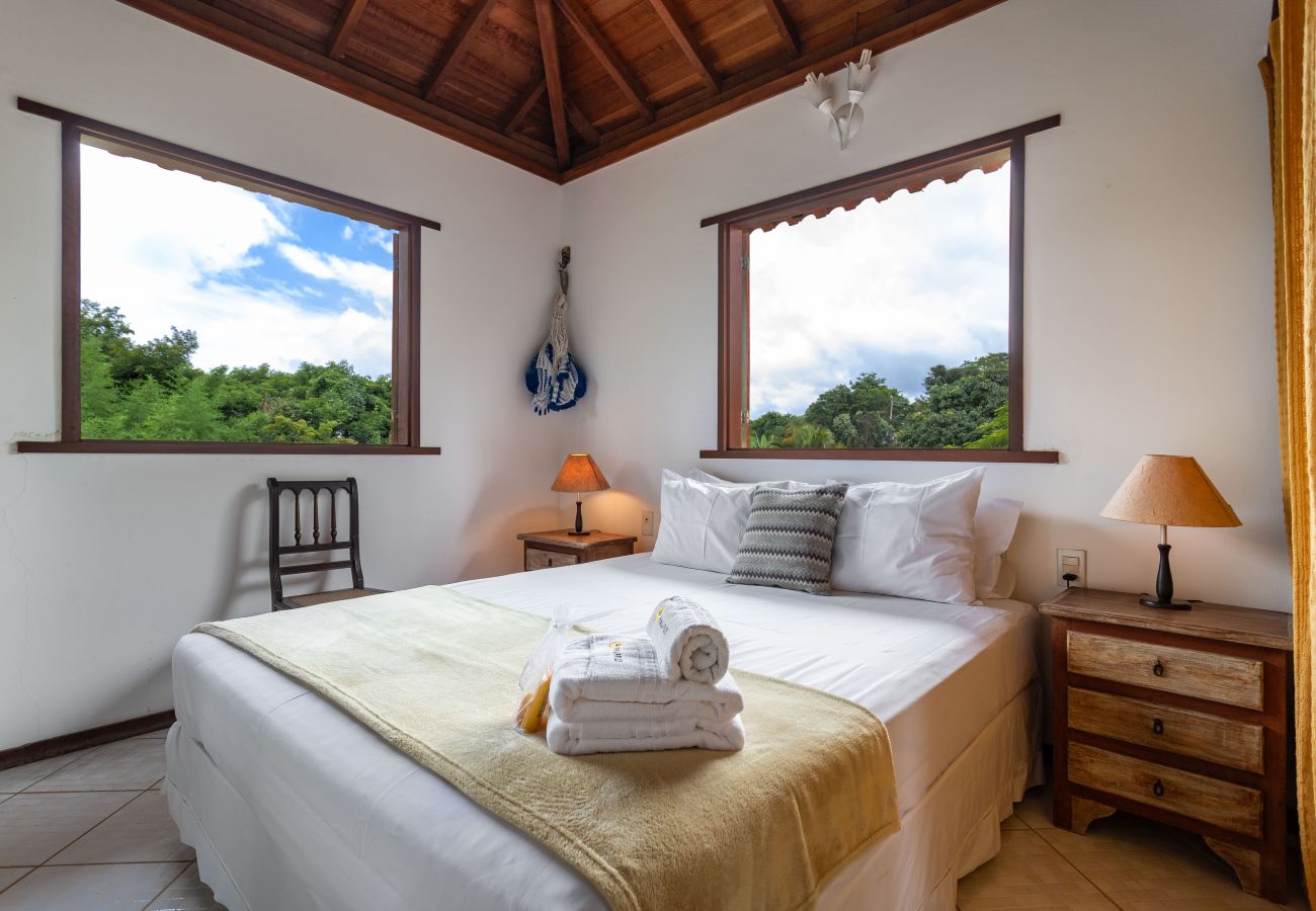 Casa a Miguel Pereira - Refúgio Perfeito em Miguel Pereira | AND61