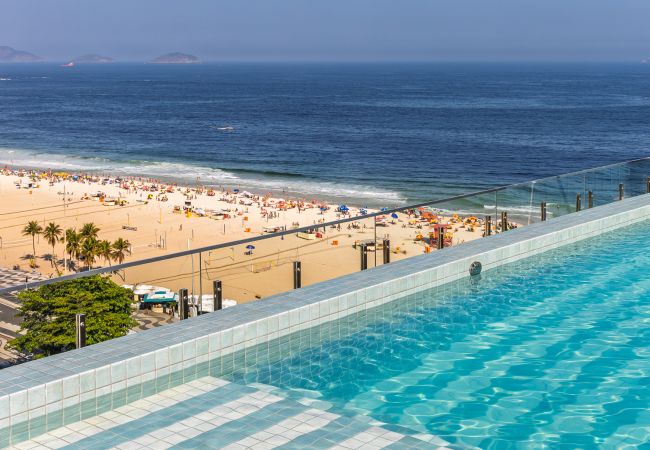 Appartamento a Rio de Janeiro - Refúgio a Poucos Passos de Praia de Copacabana | Q15