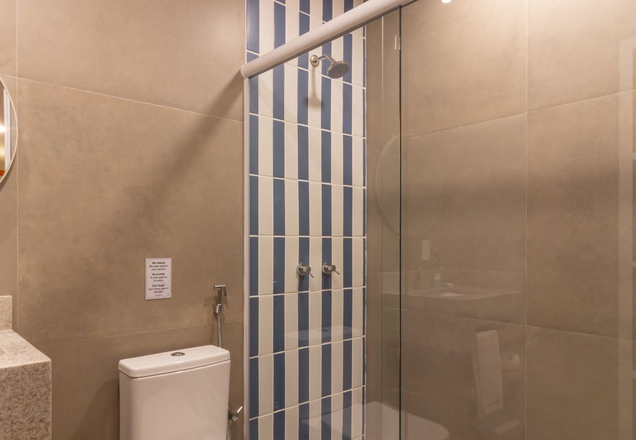 Appartamento a Rio de Janeiro - Refúgio a Poucos Passos de Praia de Copacabana | Q15