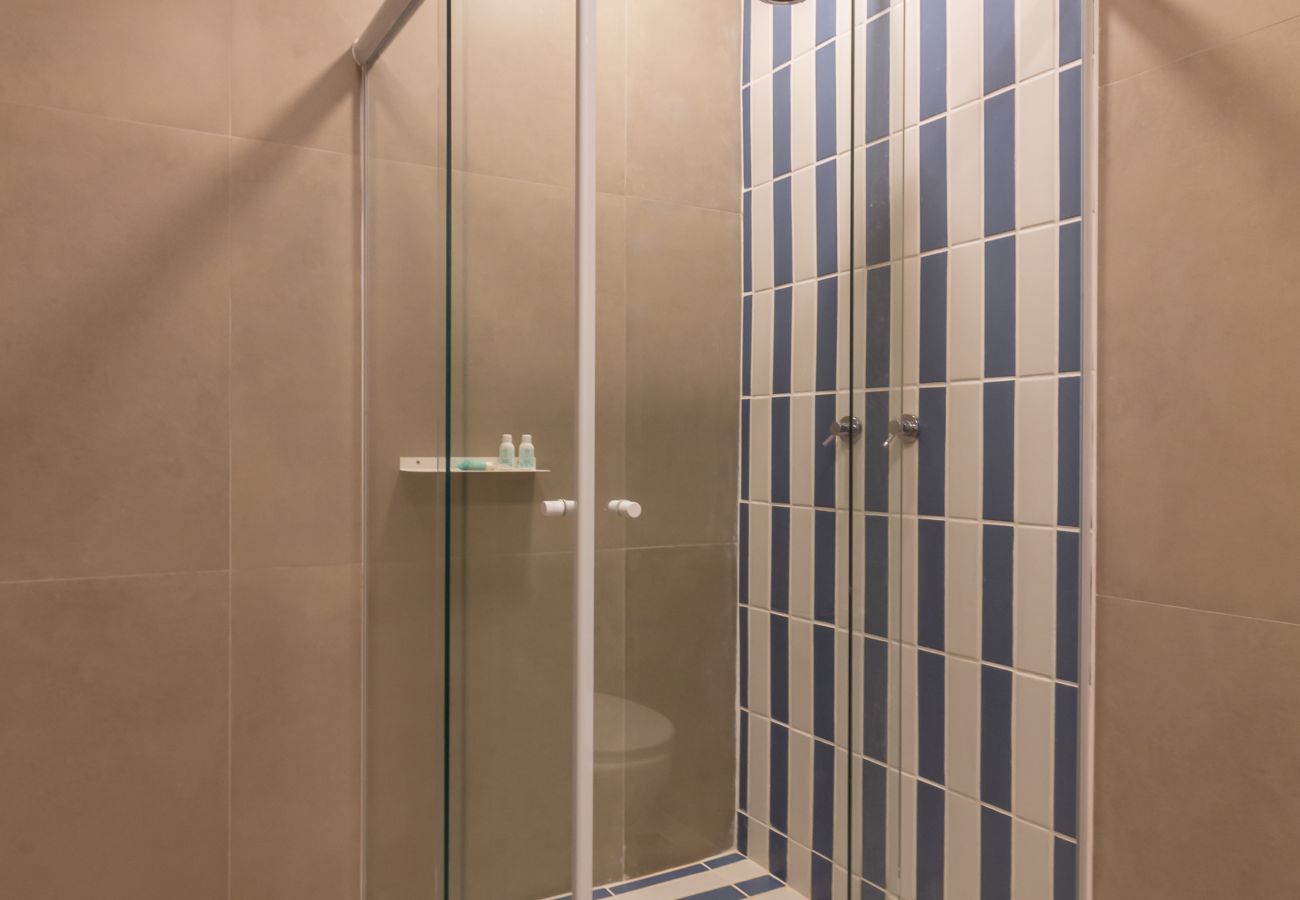 Appartamento a Rio de Janeiro - Vista para o Mar e Varanda com Banheira | Q20