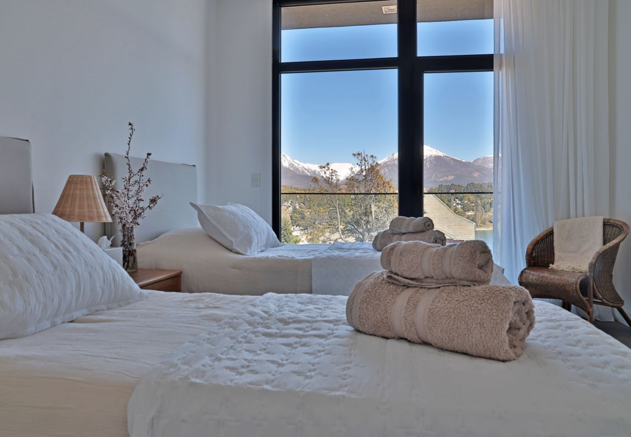 Appartamento a San Carlos de Bariloche - HUAPI44C – Escapada con pileta y jacuzzi 