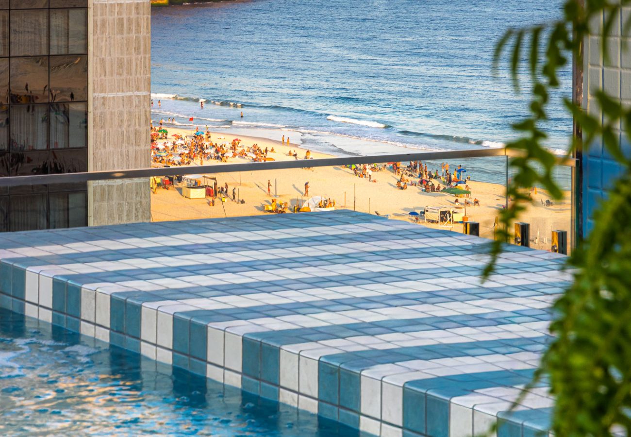 Appartamento a Rio de Janeiro - Acolhedor a Poucos Passos de Praia de Copacabana | Q24