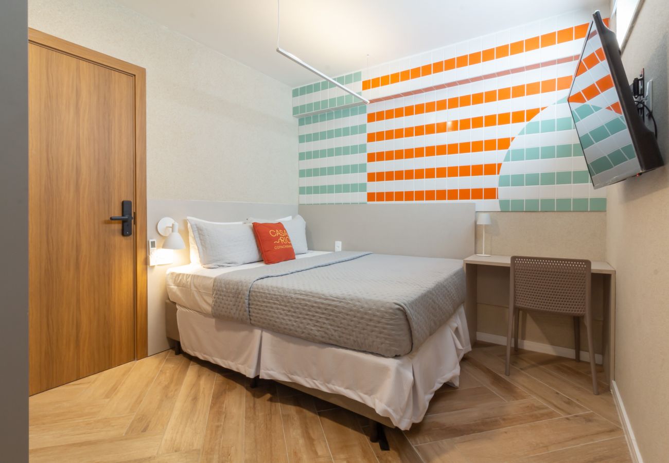 Appartamento a Rio de Janeiro - Refúgio a Poucos Passos de Praia de Copacabana | Q10 PCD