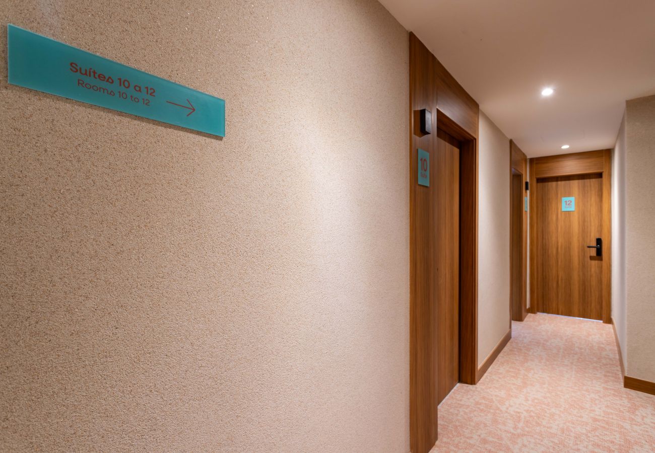 Appartamento a Rio de Janeiro - Vista para o Mar e Varanda com Banheira | Q11