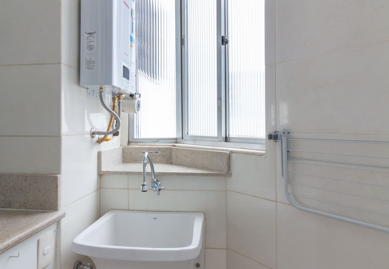 Appartamento a Rio de Janeiro - Conforto a 4 minutos da Praia do Leblon | AP801