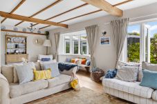 Casa a Charlestown - Blue Haze - Family accommodation with private beach access