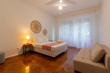 Appartamento a Rio de Janeiro - Espaço e Conforto em Copacabana | D405