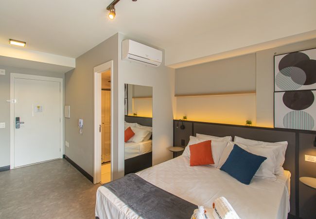 Studio a São Paulo - Refúgio Moderno Próximo ao Allianz Parque | SP-P1604A Studio a São Paulo - Refúgio Moderno Próximo ao Allianz Parque | SP-P1604A
