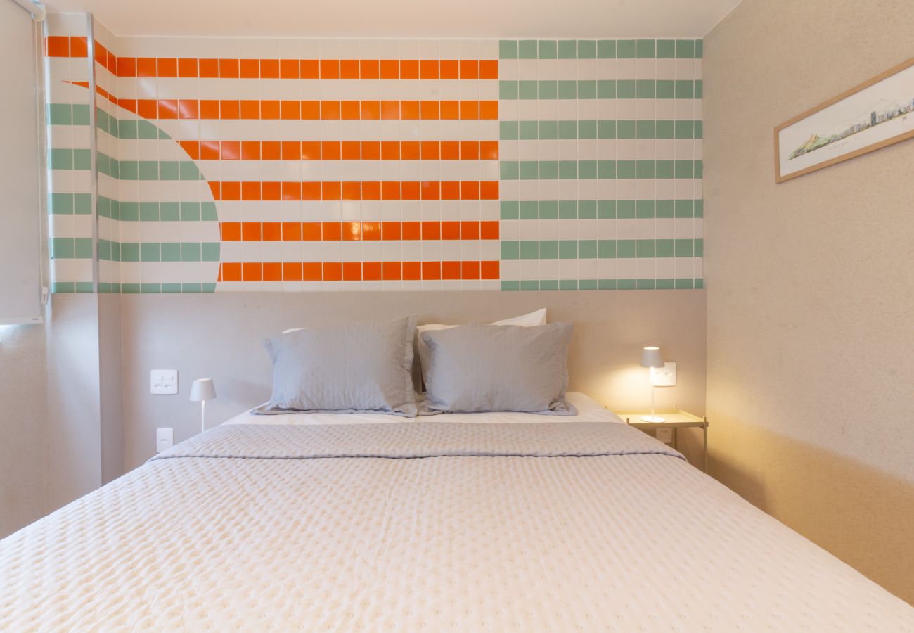 Appartamento a Rio de Janeiro - Acolhedor a Poucos Passos de Praia de Copacabana | Q13 e 16