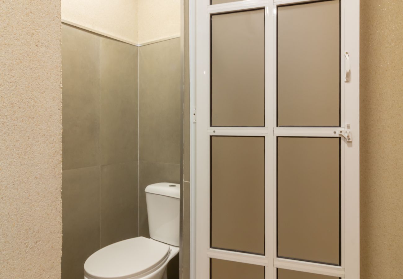 Appartamento a Rio de Janeiro - Acolhedor a Poucos Passos de Praia de Copacabana | Q13 e 16