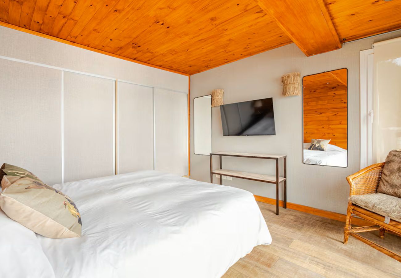 Baita a San Carlos de Bariloche - Huapi23- Casa sobre el lago