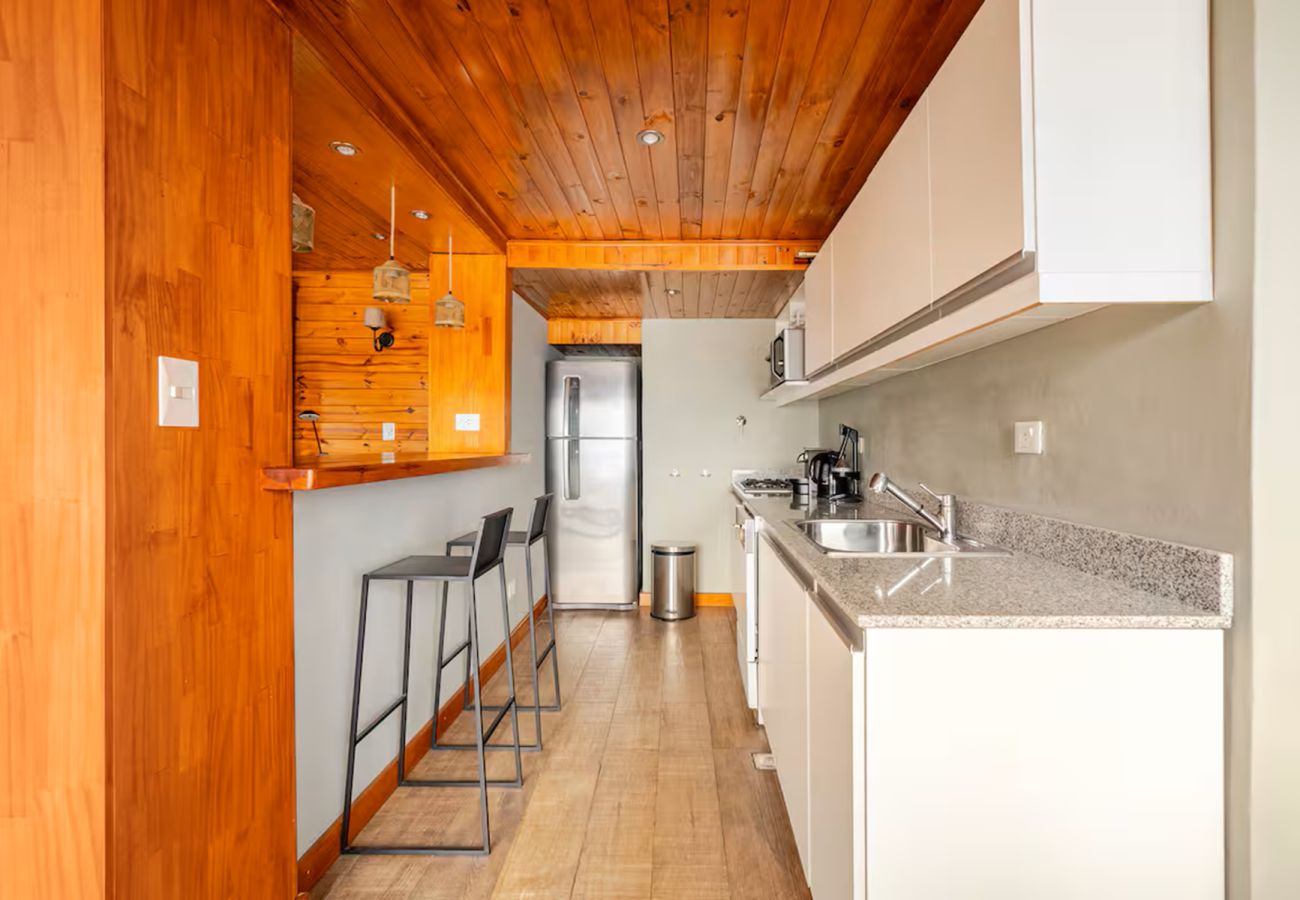 Baita a San Carlos de Bariloche - Huapi23- Casa sobre el lago