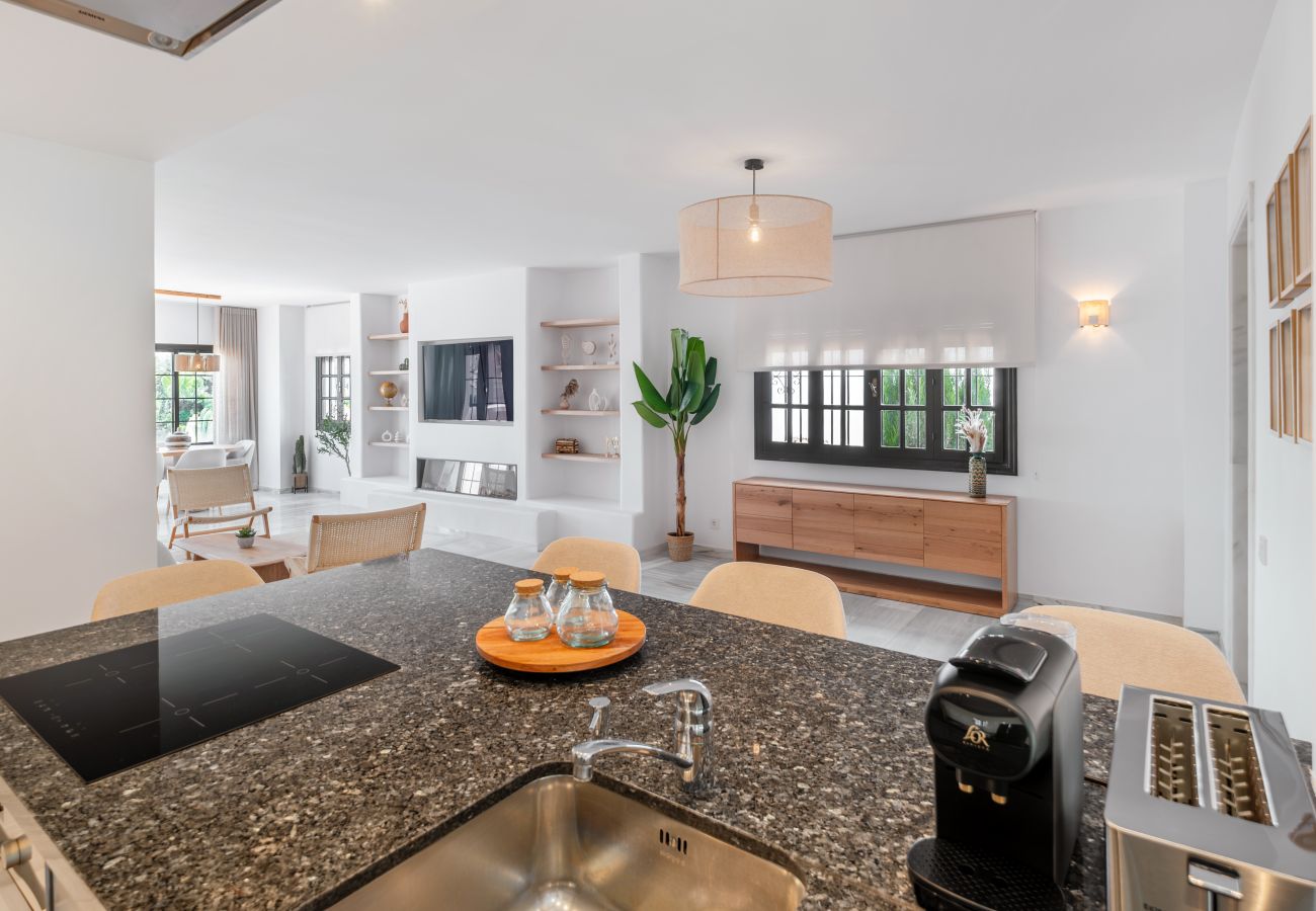 Appartamento a Marbella - Marina Blanca Retreat