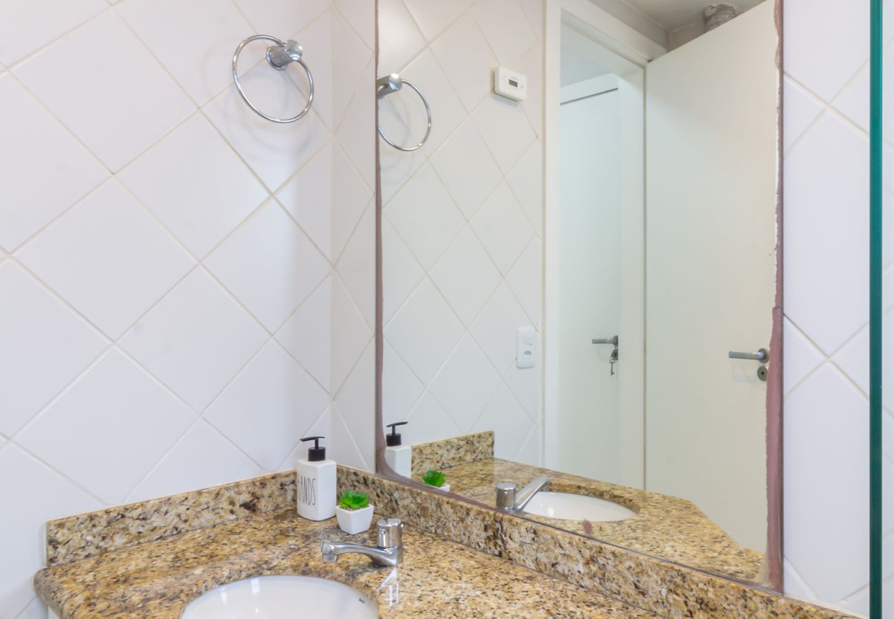 Appartamento a Rio de Janeiro - Apartamento em Botafogo com varanda | GSV301