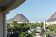 Appartamento a Rio de Janeiro - Apartamento em Botafogo com varanda | GSV301