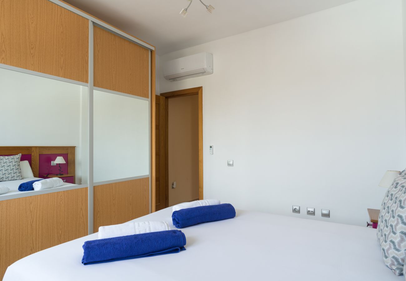 Casa a schiera a Telde - Adosado en Telde con piscina y vistas al mar