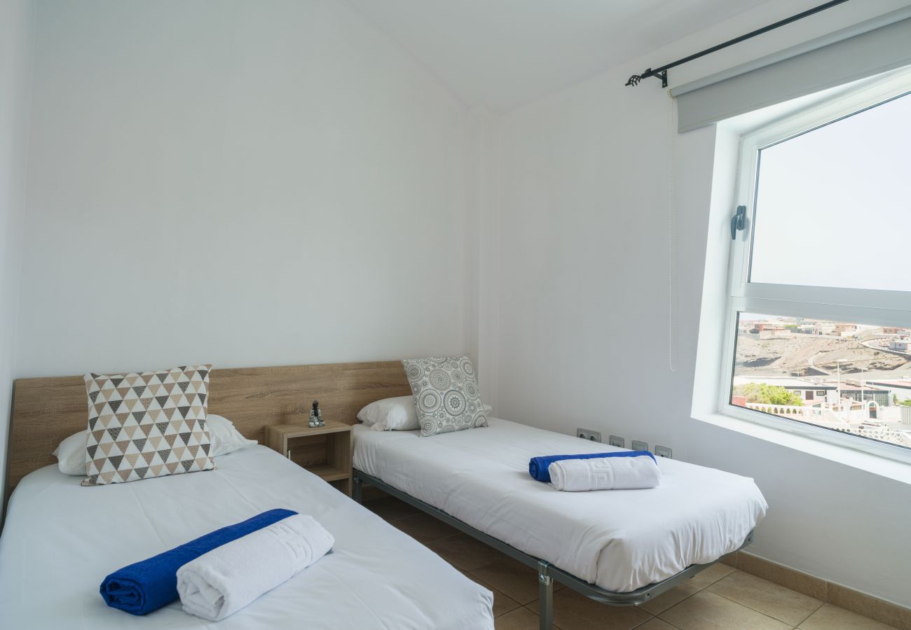 Casa a schiera a Telde - Adosado en Telde con piscina y vistas al mar