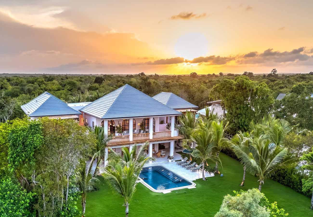 Villa a Punta Cana - Villa Hacienda La Paloma  - Luxurious Tropical  Retreat  