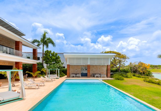 Villa a Punta Cana - Villa Hacienda A39 - Lakefront With Golf View 