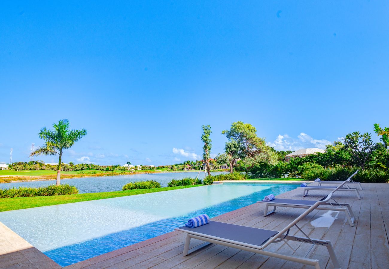 Villa a Punta Cana - Villa Hacienda A39 - Lakefront With Golf View 