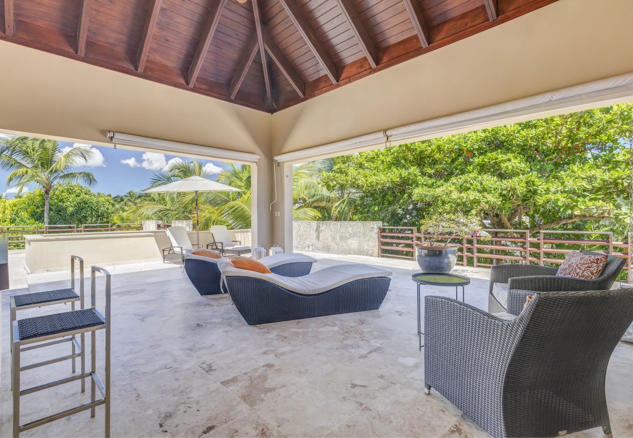 Villa a Punta Cana - Villa Caballet - A tropical Oasis With Golf Course Views 