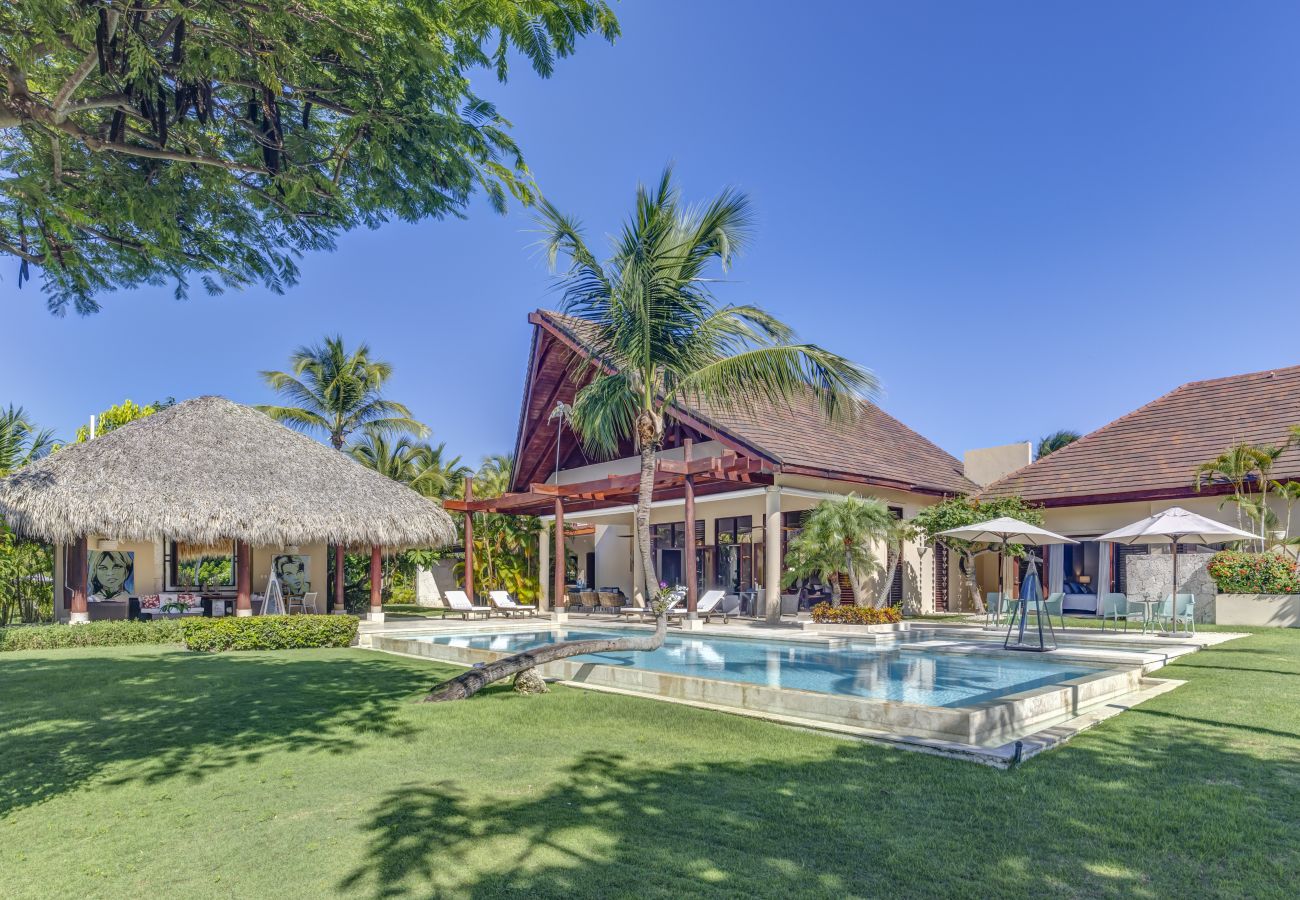 Villa a Punta Cana - Villa Caballet - A tropical Oasis With Golf Course Views 