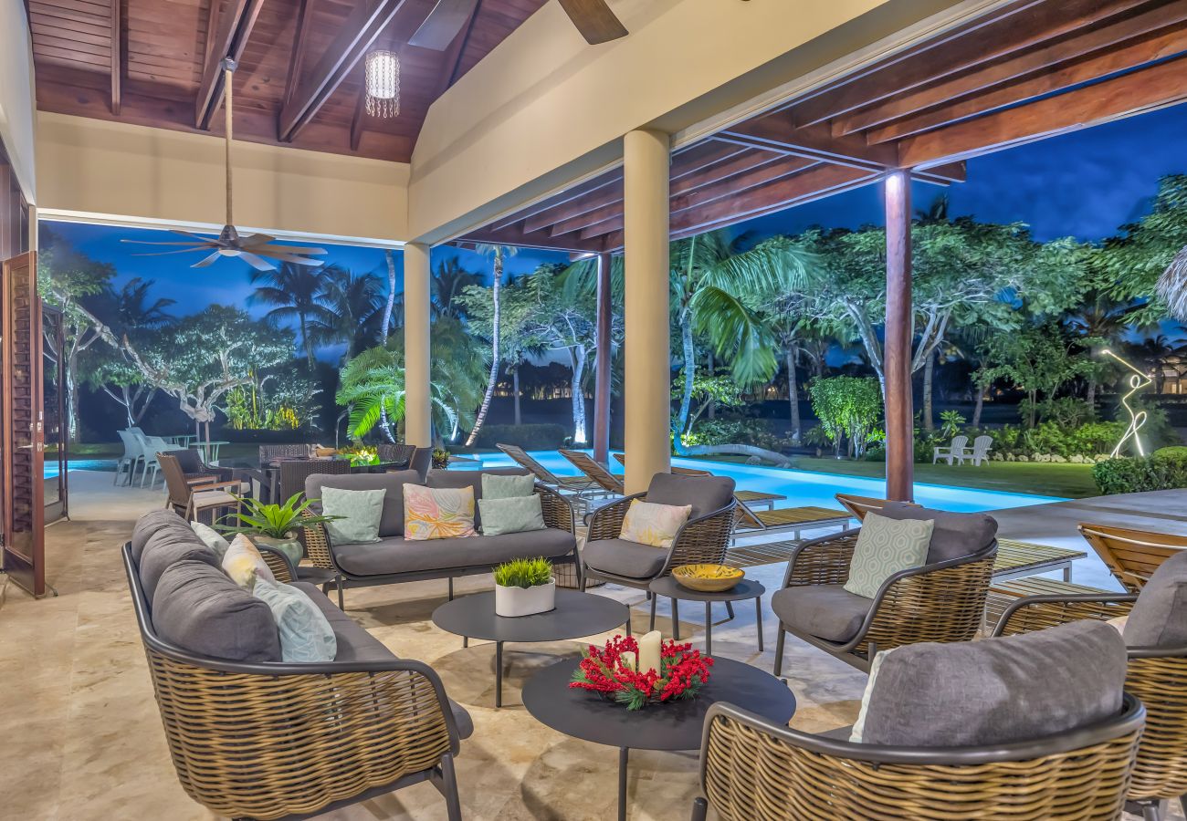 Villa a Punta Cana - Villa Caballet - A tropical Oasis With Golf Course Views 