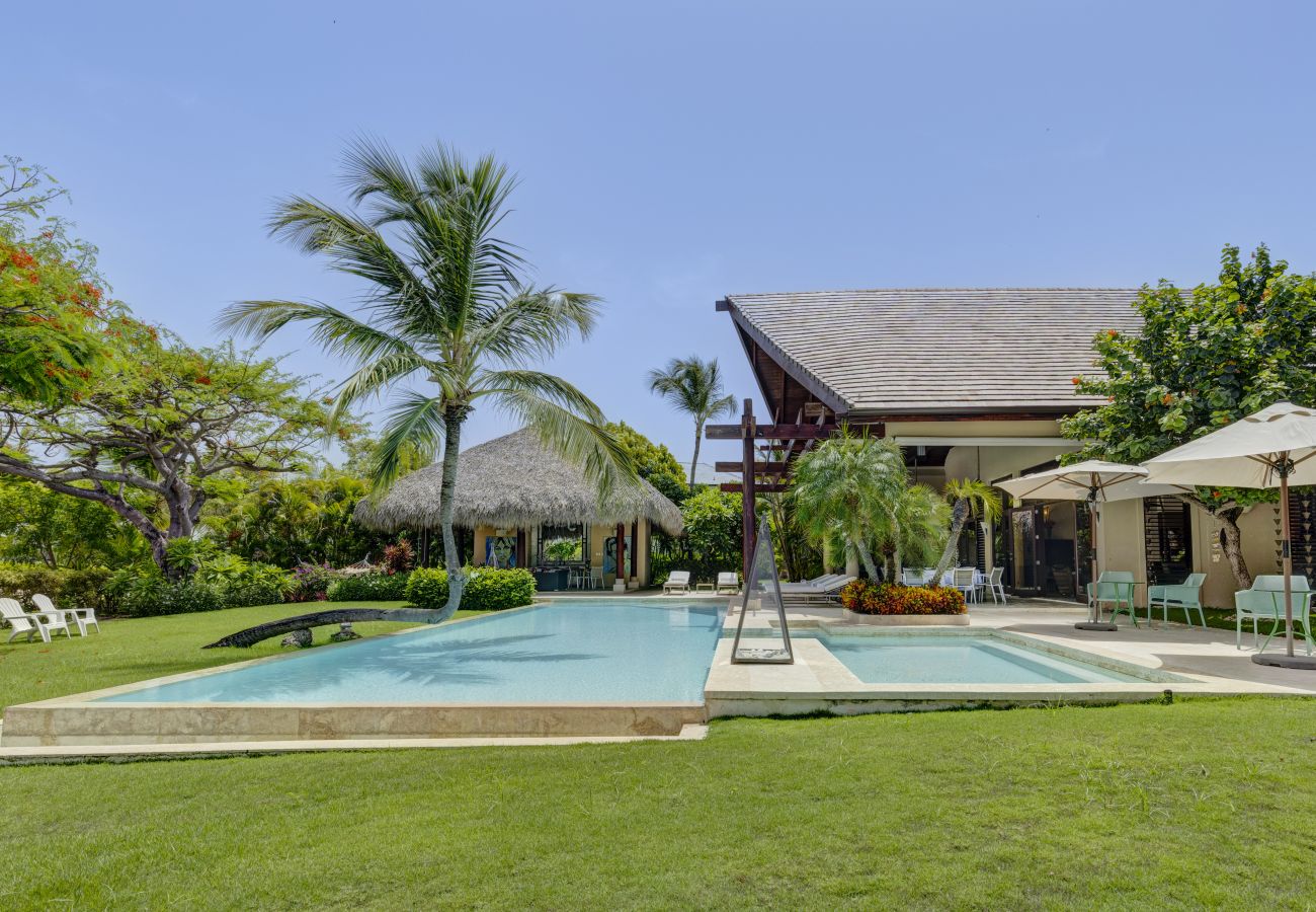 Villa a Punta Cana - Villa Caballet - A tropical Oasis With Golf Course Views 
