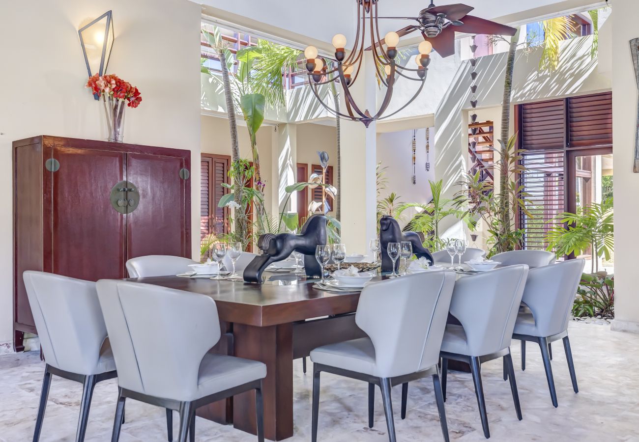 Villa a Punta Cana - Villa Caballet - A tropical Oasis With Golf Course Views 