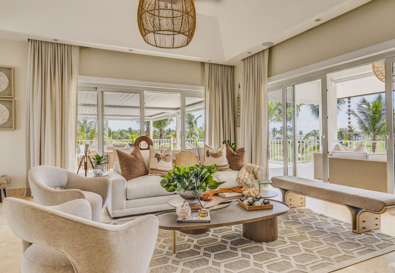 Villa a Punta Cana - La Cana H9, Exquisite Villa With Golf View 