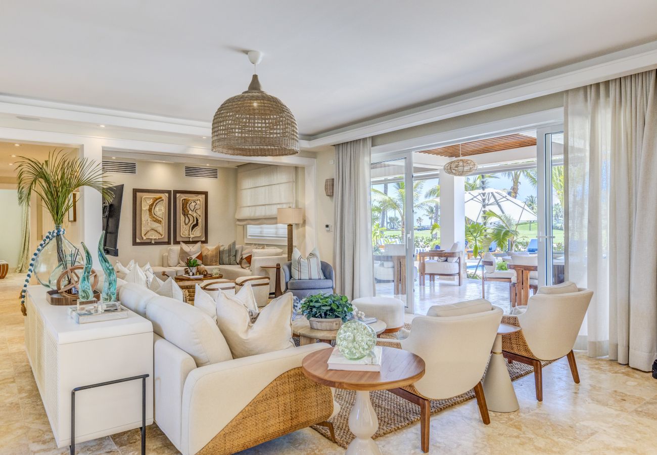 Villa a Punta Cana - La Cana H9, Exquisite Villa With Golf View 