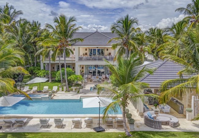 Villa a Punta Cana - Serena 4 - Beachfront Timeless Elegance 