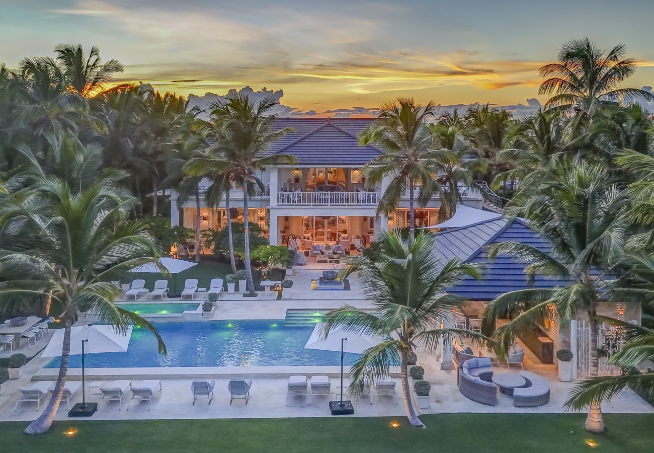 Villa a Punta Cana - Serena 4 - Beachfront Timeless Elegance 