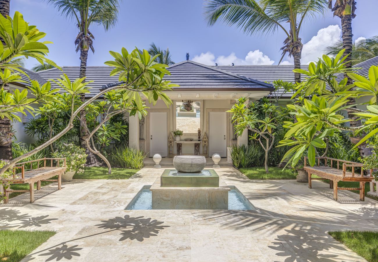 Villa a Punta Cana - Serena 4 - Beachfront Timeless Elegance 