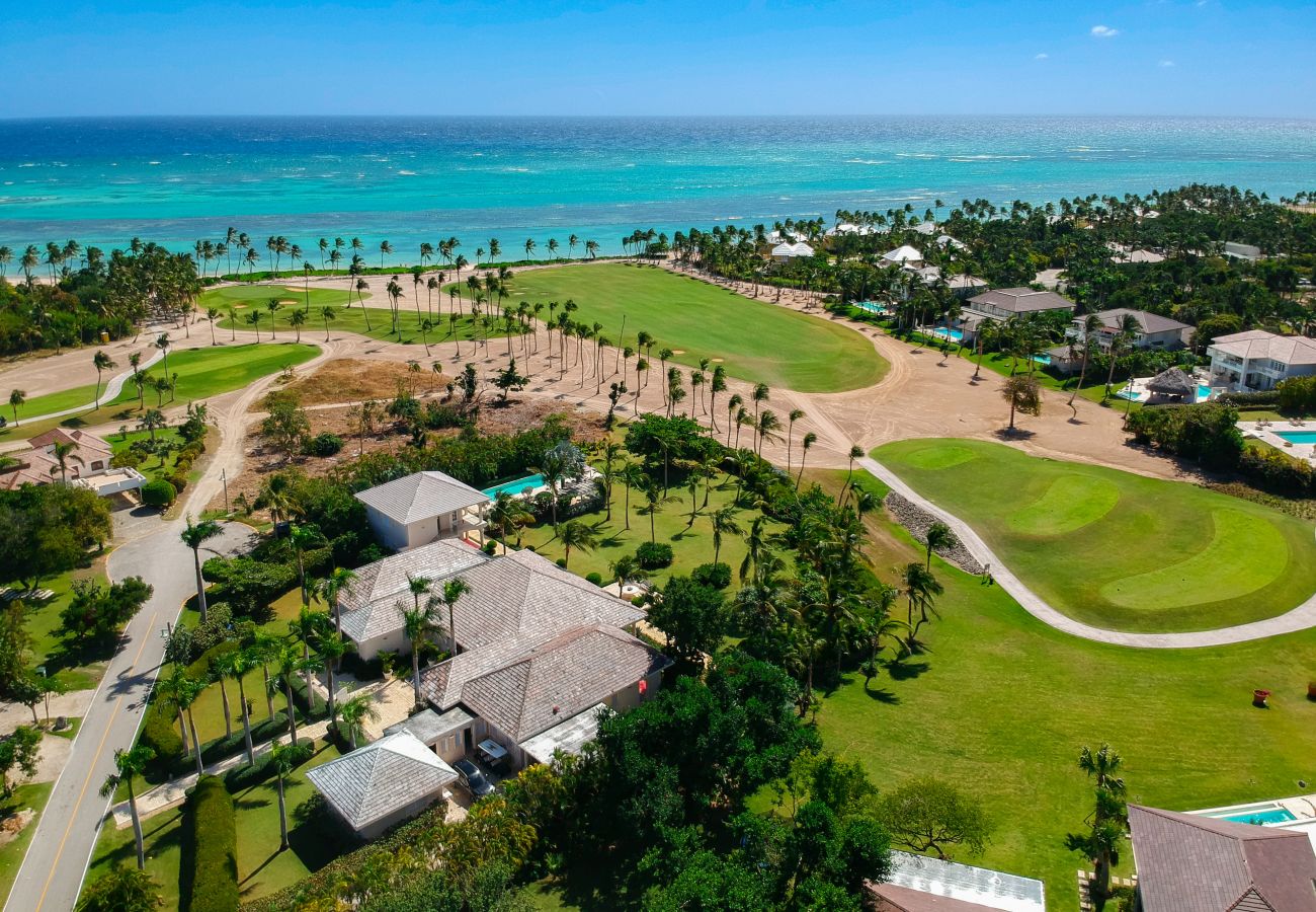 Villa a Punta Cana - Villa Atalaya - Large Garden & Golf View 