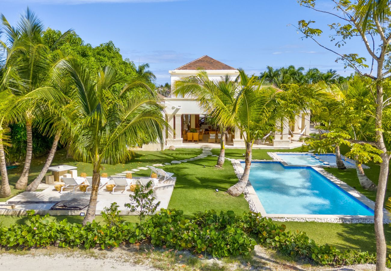 Villa a Punta Cana - Tortuga C41 - Colonial - Style Villa With Golf View