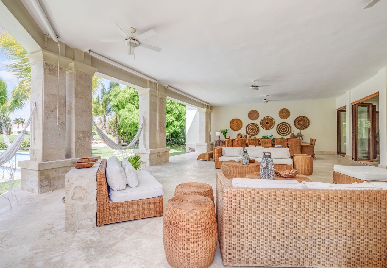 Villa a Punta Cana - Tortuga C41 - Colonial - Style Villa With Golf View