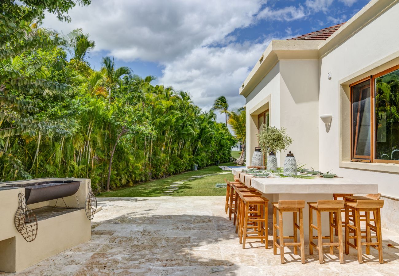 Villa a Punta Cana - Tortuga C41 - Colonial - Style Villa With Golf View