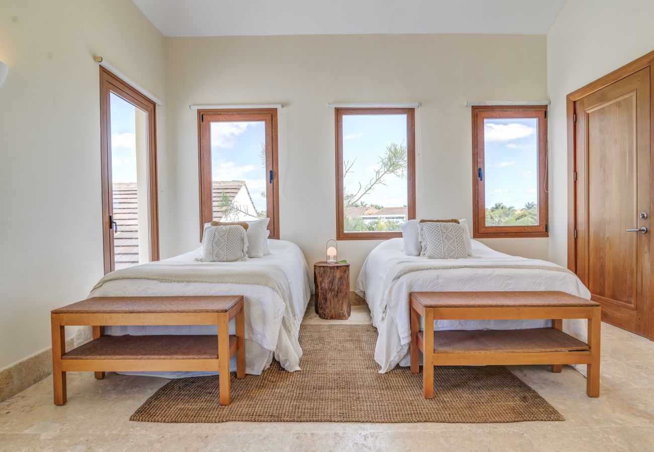 Villa a Punta Cana - Tortuga C41 - Colonial - Style Villa With Golf View