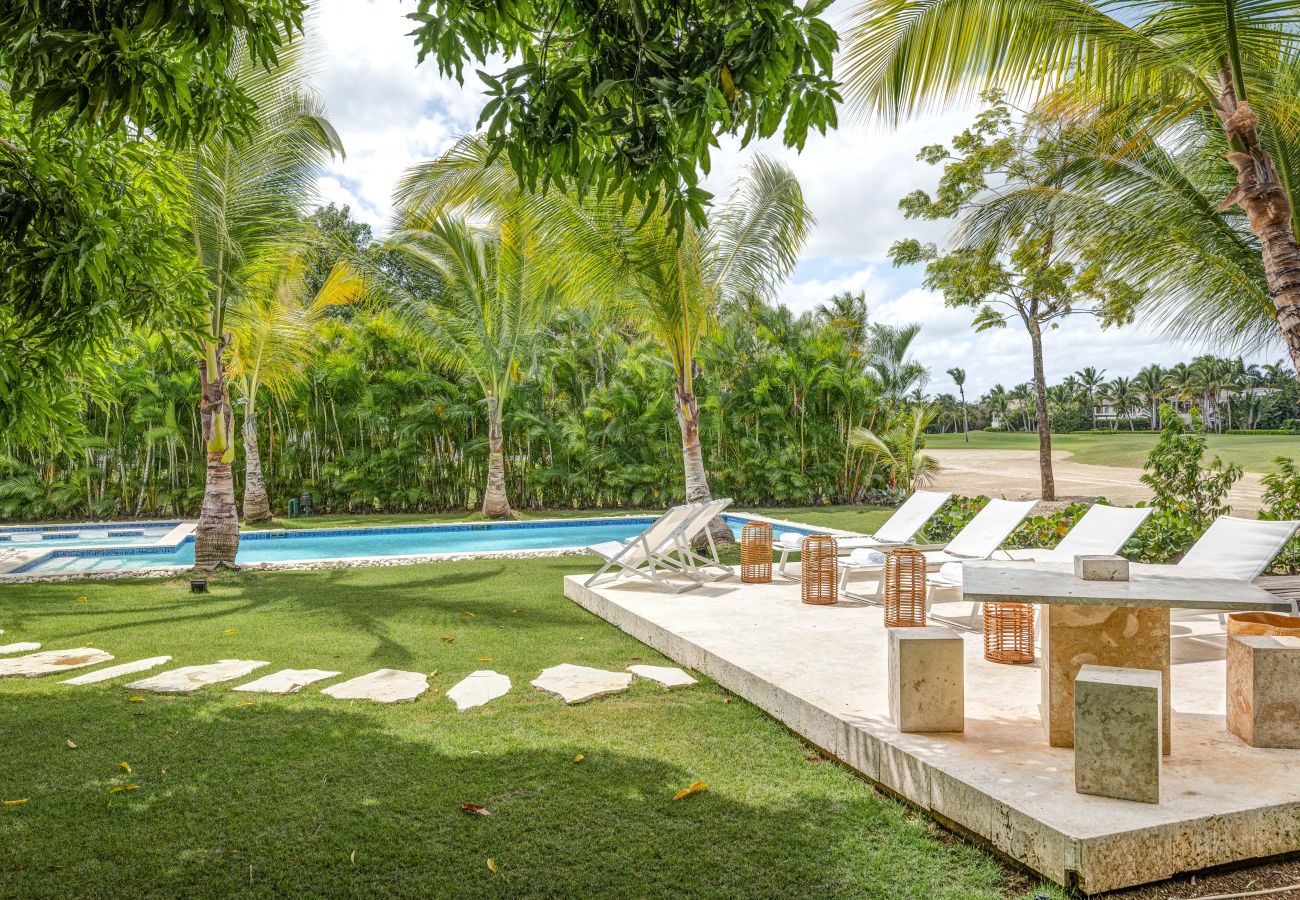 Villa a Punta Cana - Tortuga C41 - Colonial - Style Villa With Golf View