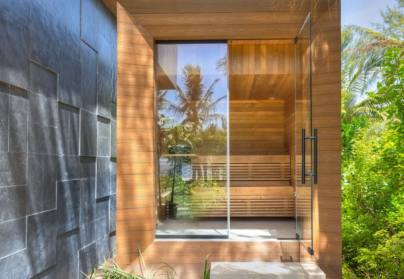 Villa a Punta Cana - Casa del Mar - Cap Cana Beachfront Masterpiece 