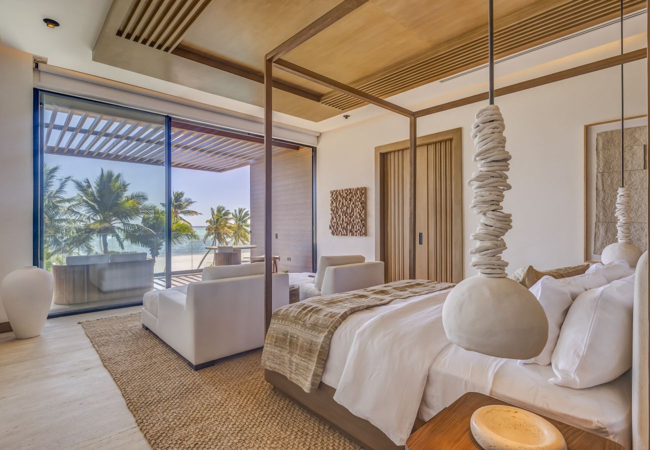 Villa a Punta Cana - Casa del Mar - Cap Cana Beachfront Masterpiece 